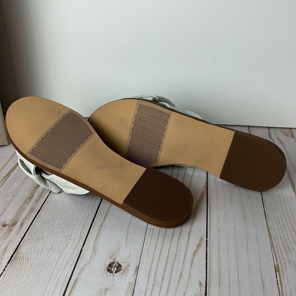 Elegant White Sandals Nicole Effie, beach, vacation, white sandals, flat - Picture 7 of 7